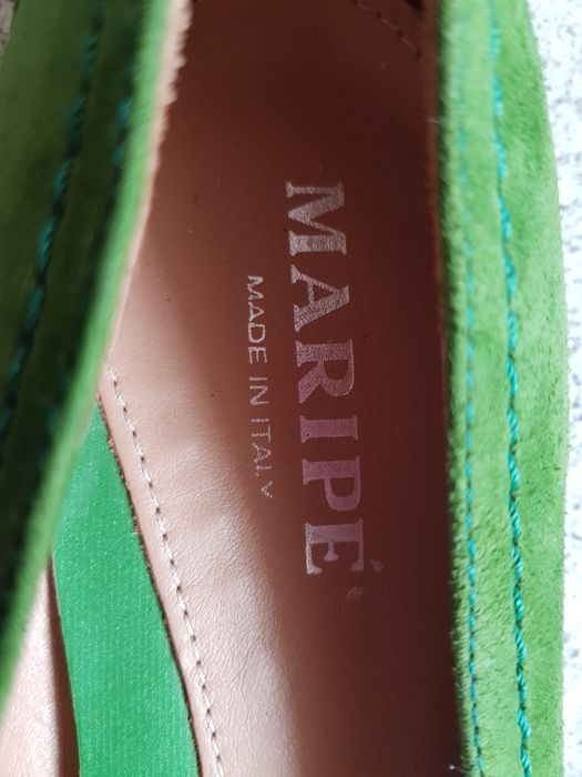 Продавам дамски обувки!