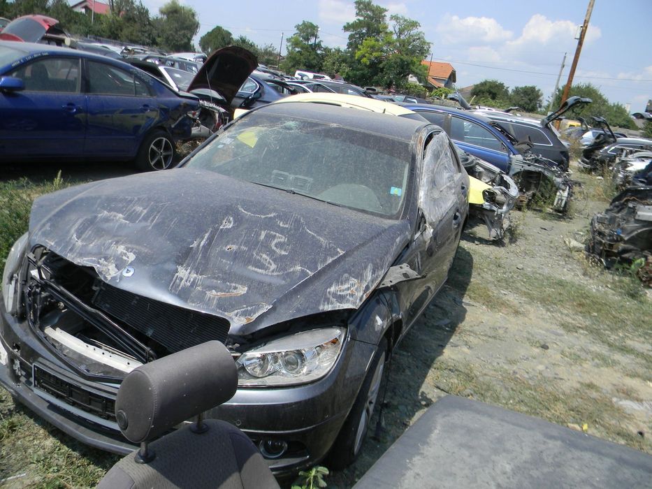 Dezmembrari  Mercedes-Benz C-CLASS (W204)  2007  > 2014 C 200 CDI (20