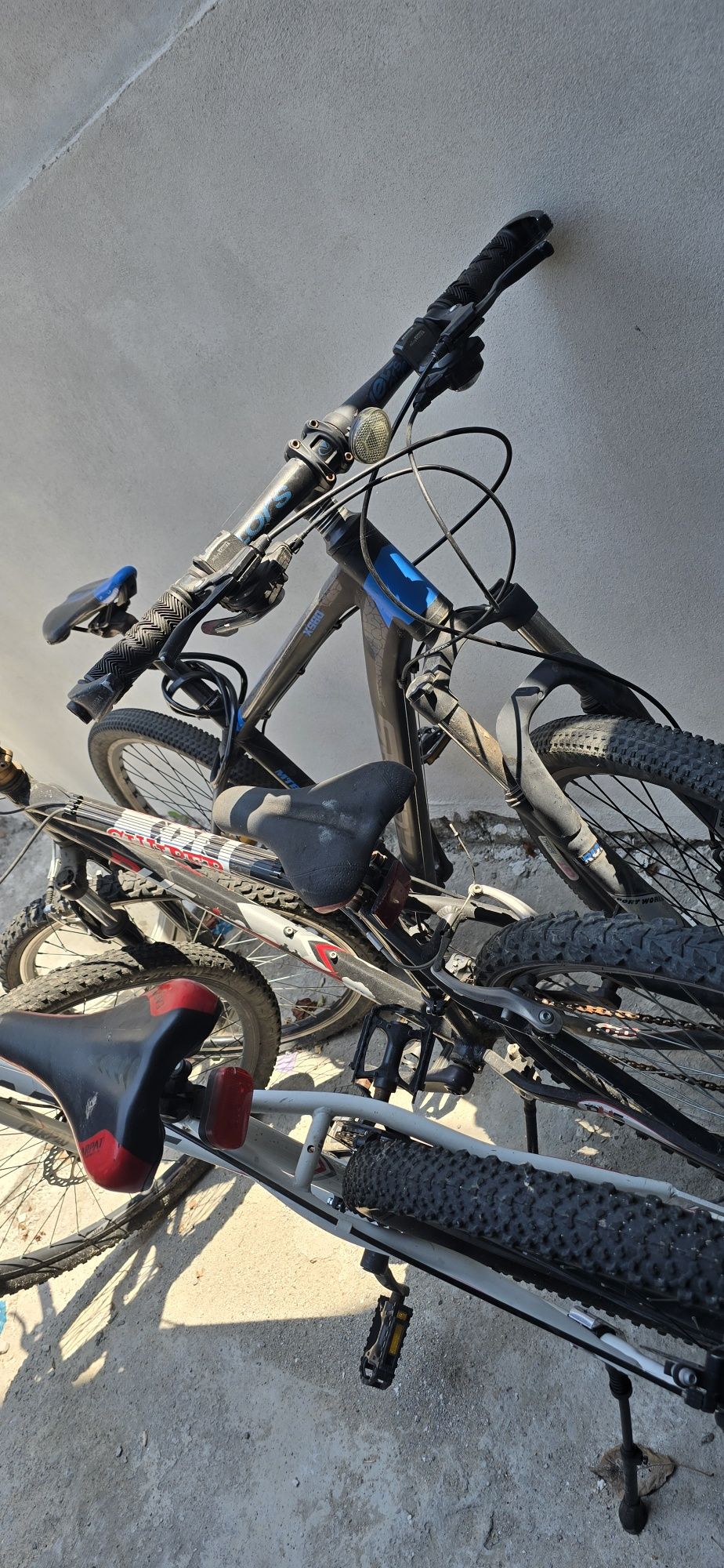 Vand 3 biciclete