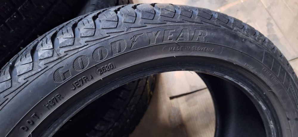 7mm! 225 45 17 Goodyear vector 4seasons gen 3