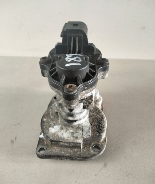 Supapa EGR  1.8 tdci 21200005AA Ford C-Max prima generatie seria