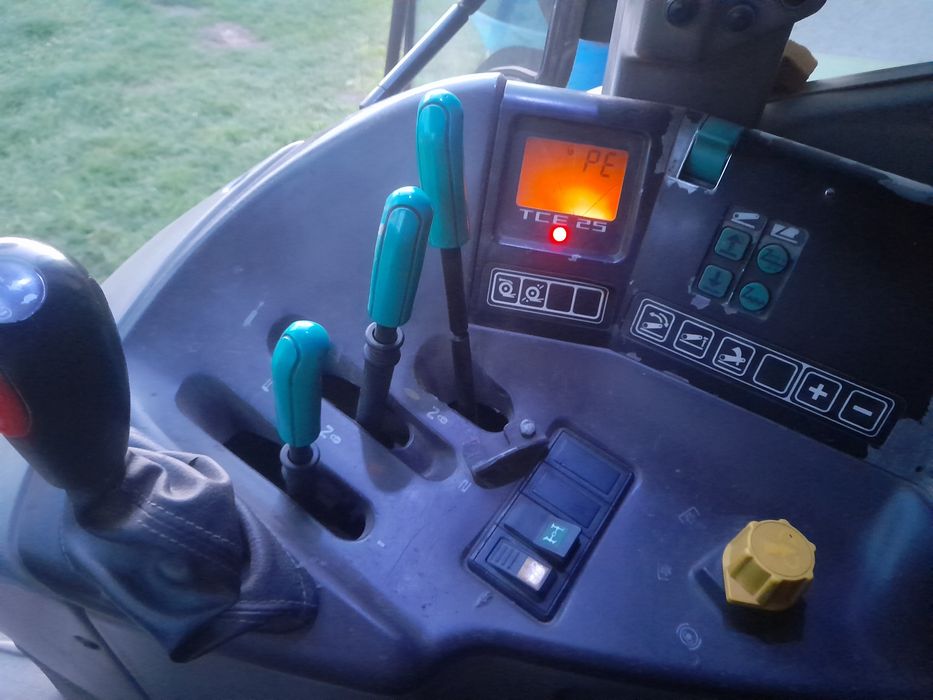 Tractor claas 926rz putere 240 cai