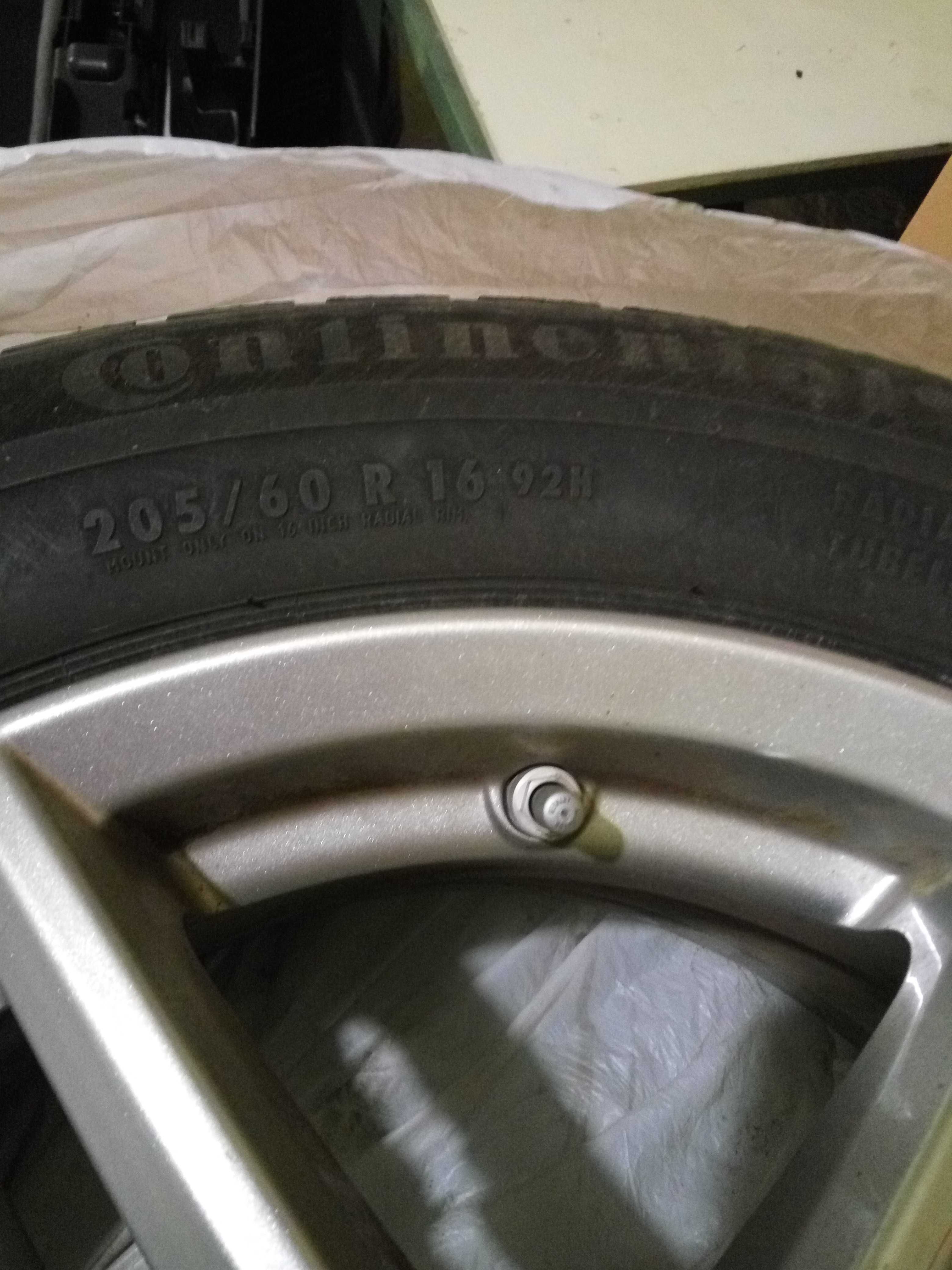 IMPECABILE-Janta+cauciuc iarna/vara 205/60 R16 92 H-CONTINENTAL