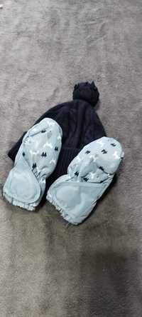 Бебешка шапка и ръкавици