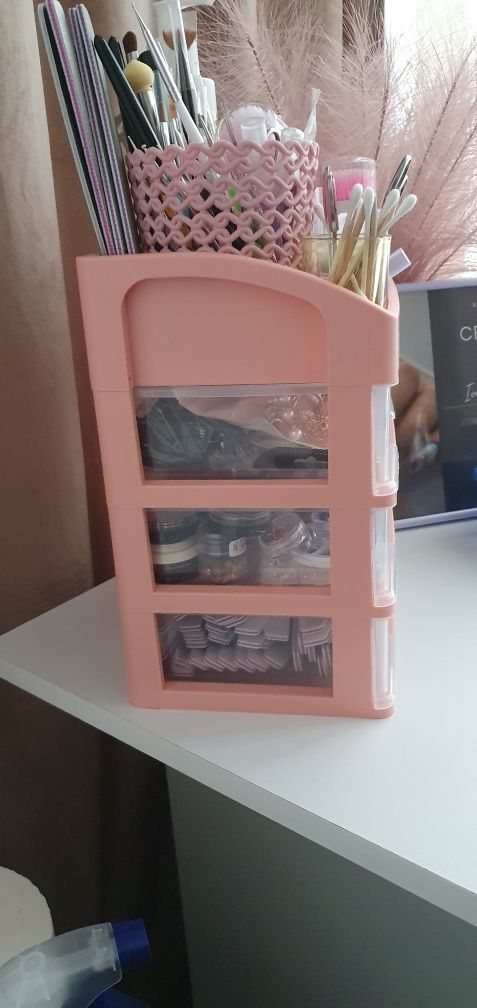 Organizator cosmetice