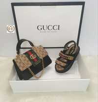 Set Gucci sandale si geanta
36-40 290 lei
Geanta 280 lei
Set 480 lei
