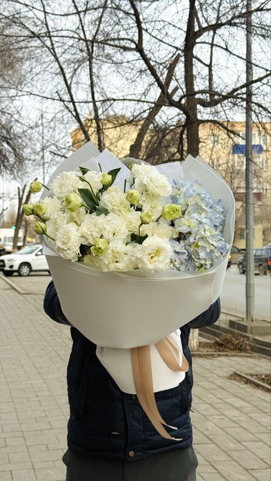 Цветы, букет, букет из лизиантусов