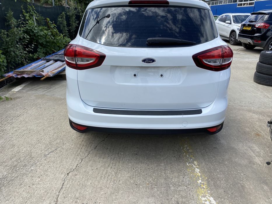 Injectoare , rampă injectoare completă Ford Focus CMax 1.0 EcoBoost