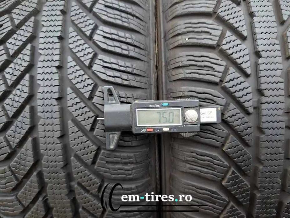 SET 4 Anvelope Iarna 205/60 R16 SEMPERIT Master Grip 2 96H