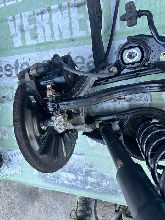 Etrier electric frână stânga spate Volkswagen Passat B8