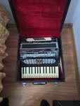 Parrot 32 de basi
