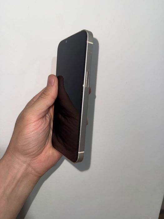 IPHONE 13 в идеальном состояний