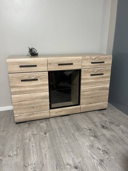 Comoda pentru living