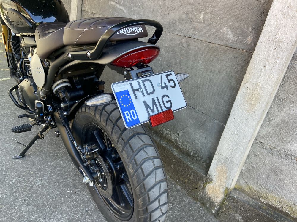 Vând Triumph Scrambler 400x