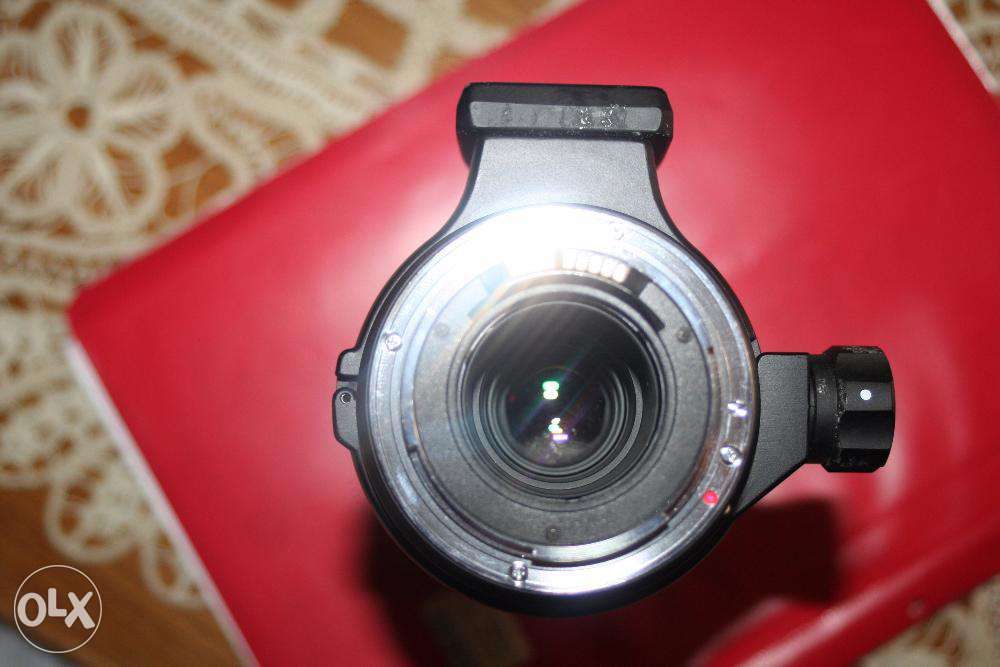 Sigma 300mm f:4, APO Tele Macro montura Canon 3.800lei