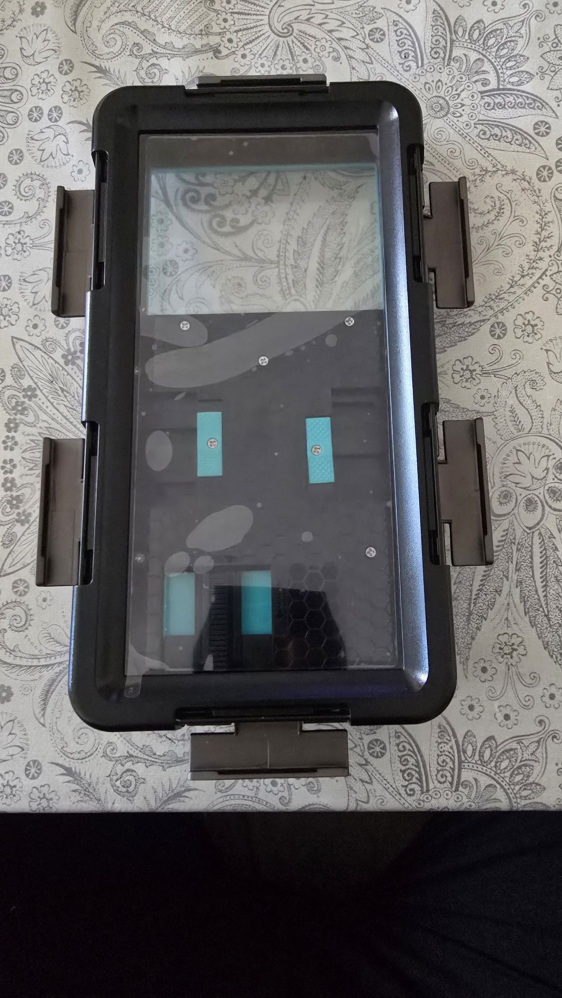 Подводен калъф за phone и samsung