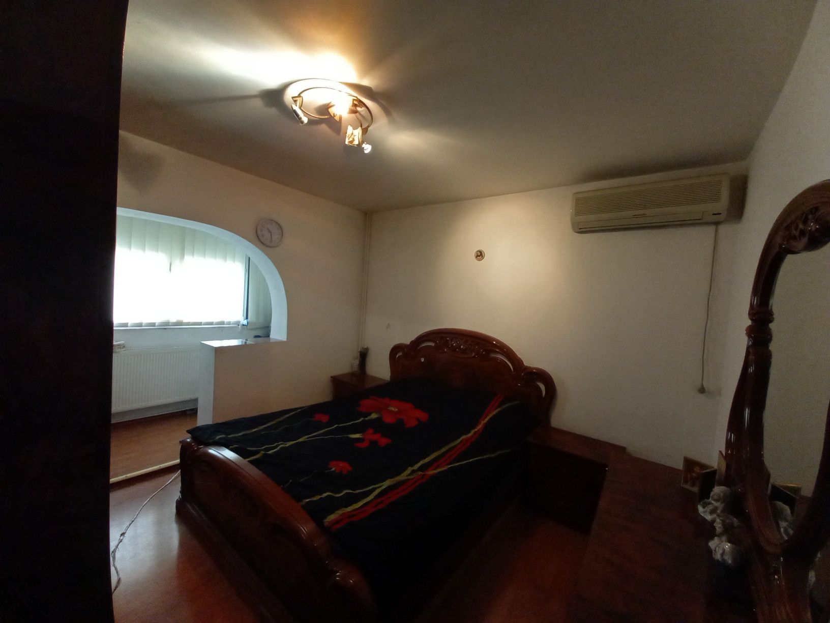 Apartament 3 camere de închiriat