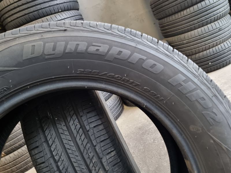 225/60/17 Hankook 2piese