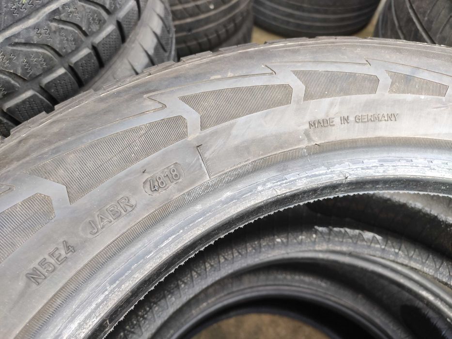 2бр Зимни гуми 225 60 18 - Goodyear