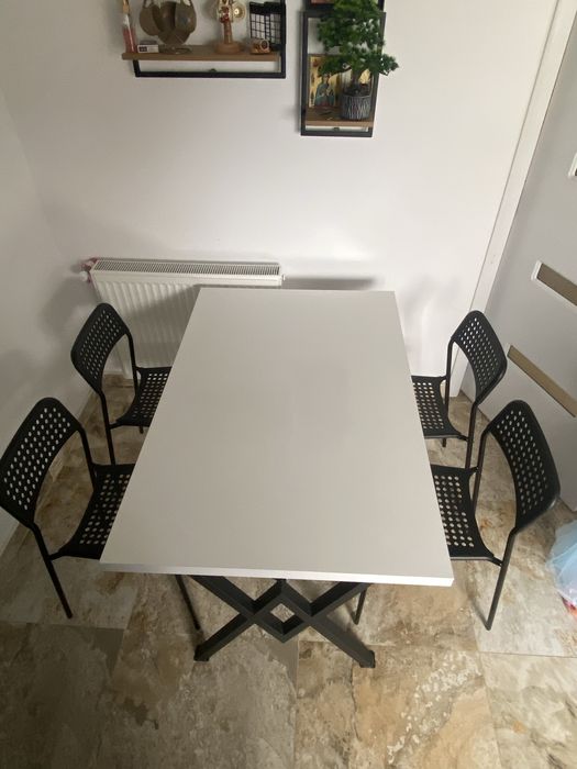 Masã bucatarie cu scaune set