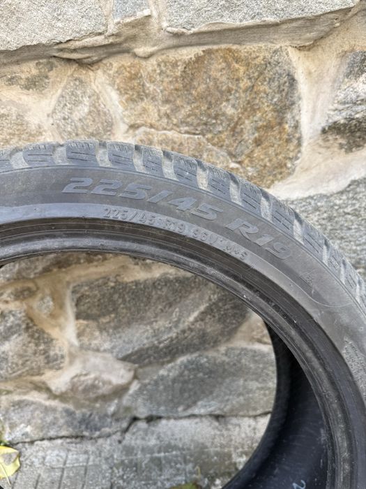 225 45 19 Pirelli Sotozero дот3119 зимни