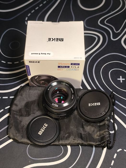 Объектив meike 35mm f1.4 sony e с коробкой