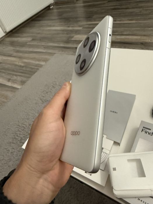 Oppo Find X8 Pro , nou la cutie !