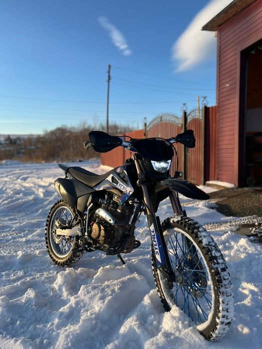 Мотоцикл 250 кубов