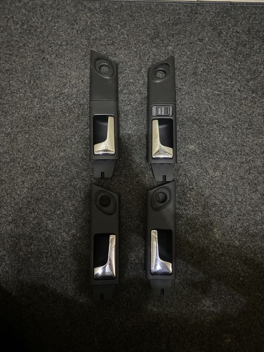 Ручки Дверей на салона. Ауди 100 А6 С4 кузов.