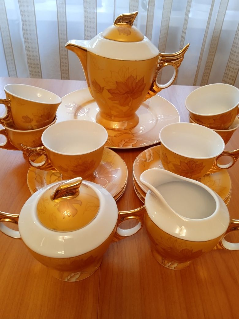 Чайный сервиз,16 предметов,новый