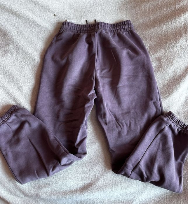 Дамско долнище Under Armour (лилаво, XS) /Спортен ангуг