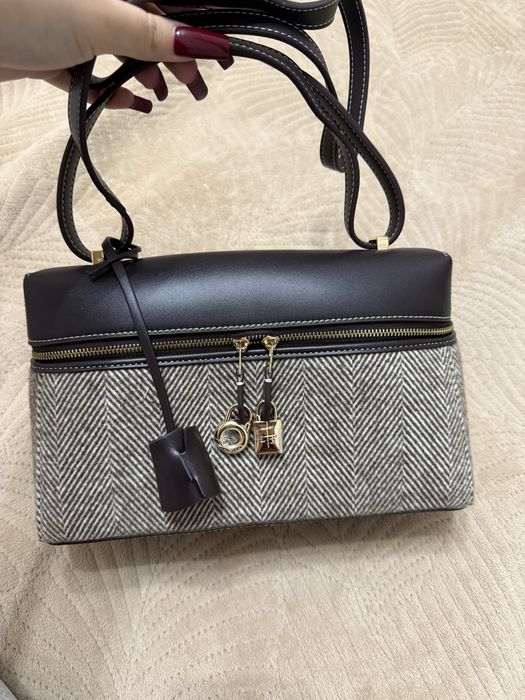 Продается женская сумка loro piana 27 см