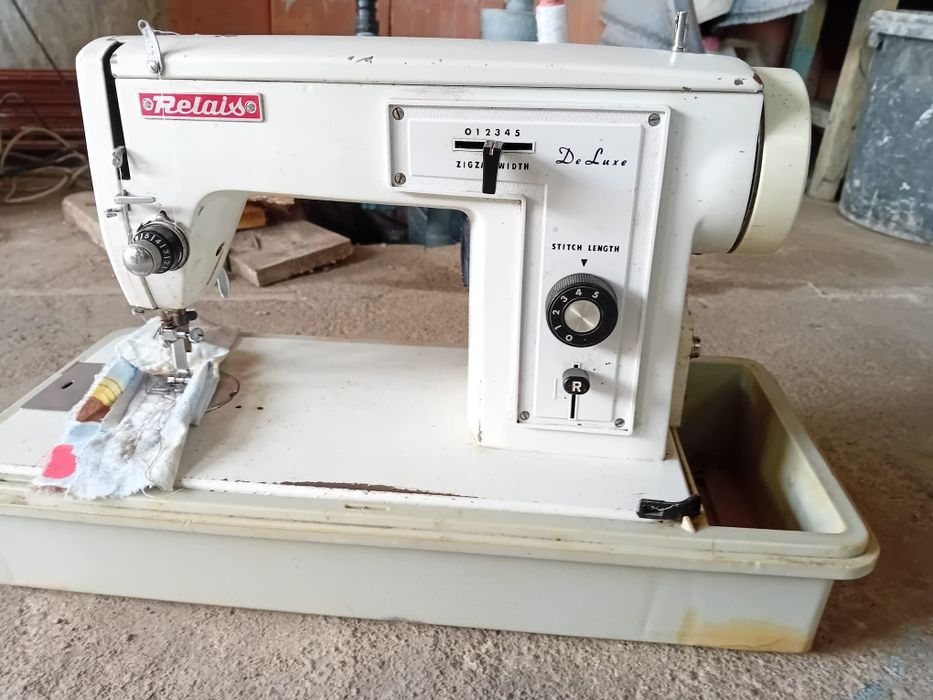 Reparații mașini de cusut casnice sau industriale