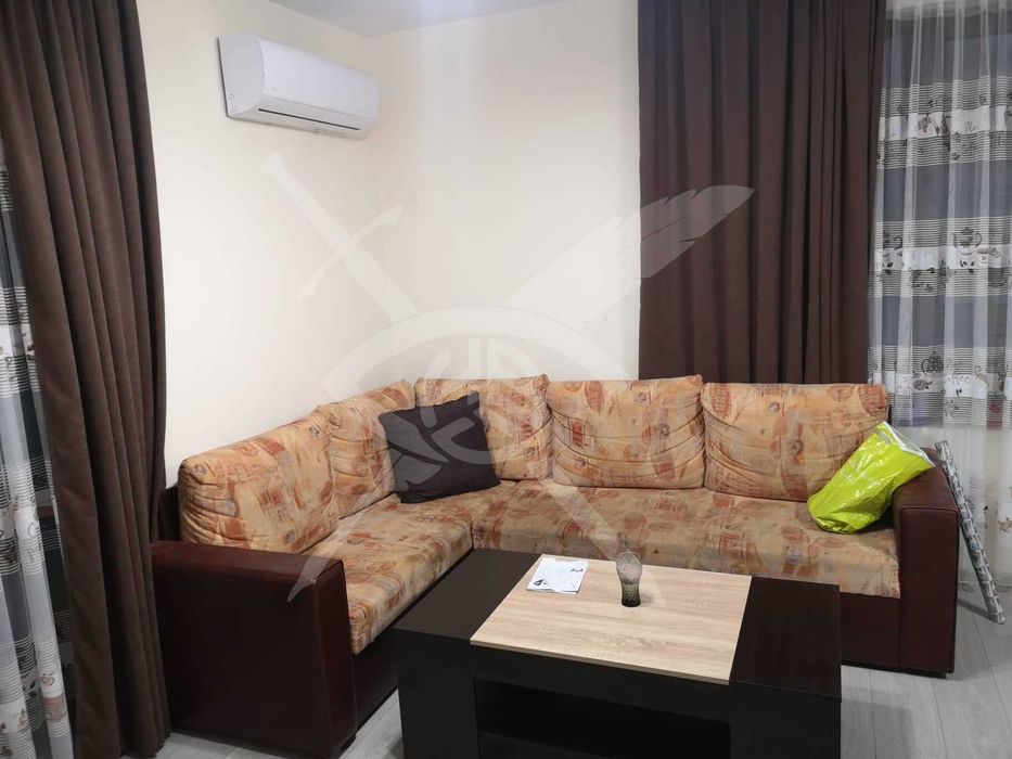 Дава се под наем Двустаен апартамент в Варна, Цветен квартал - 60 кв.м за 400 € - Снимка #1