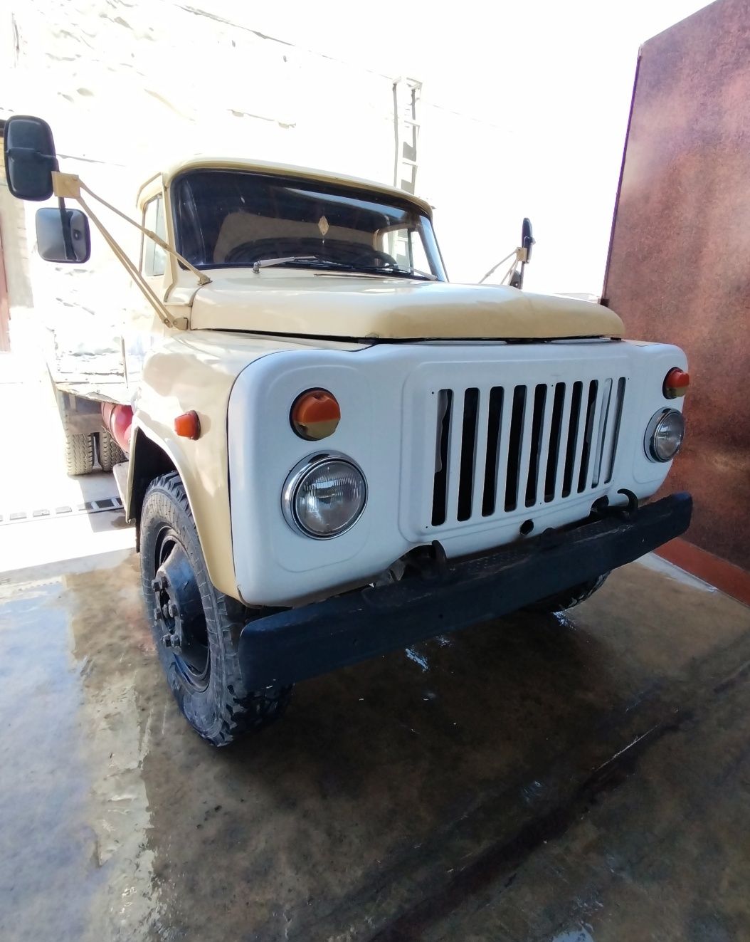 Газ 53 Сотилади. Gaz 53 Sotiladi.