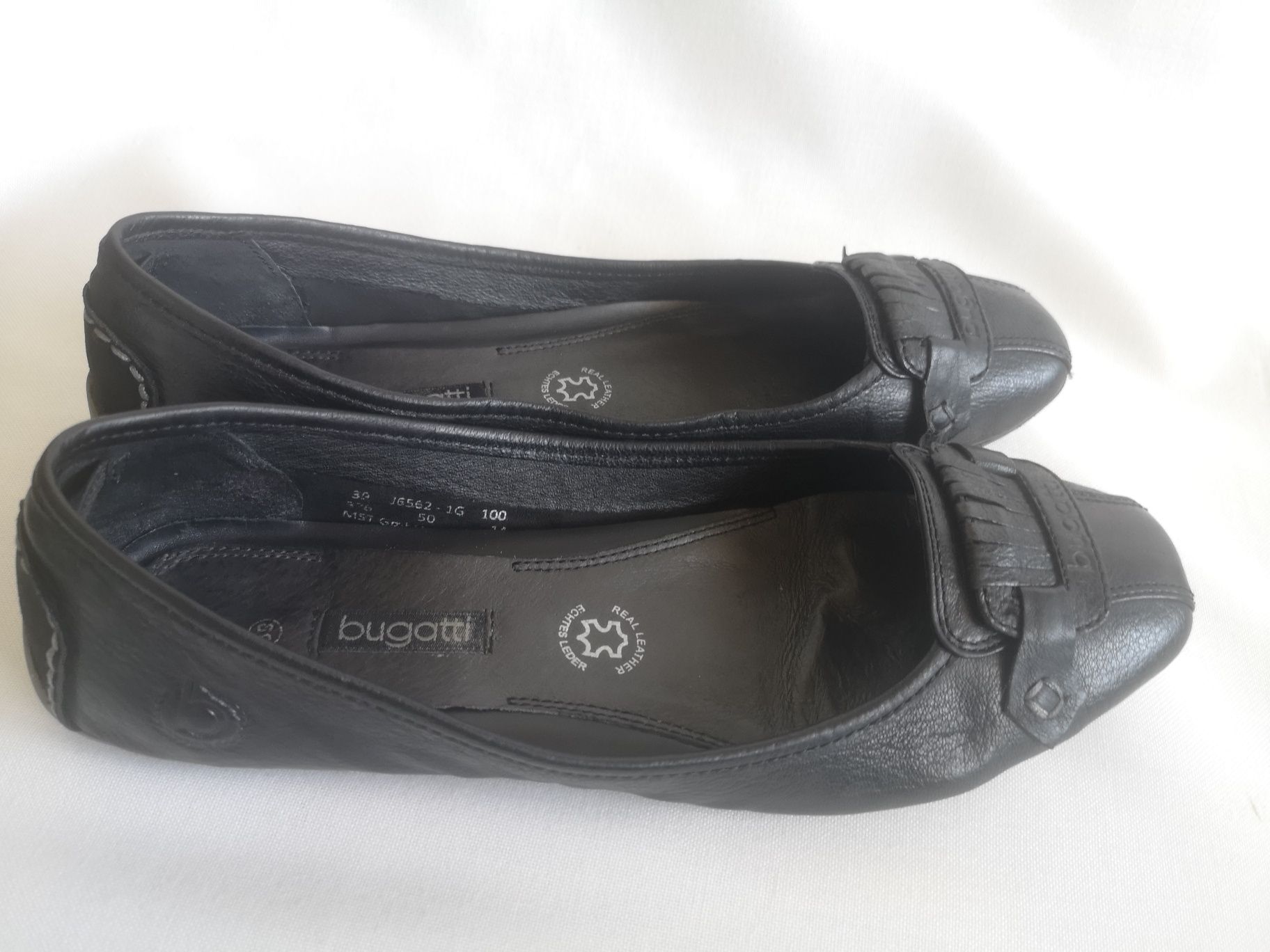 Bugatti, обувки естествена кожа, номер 39