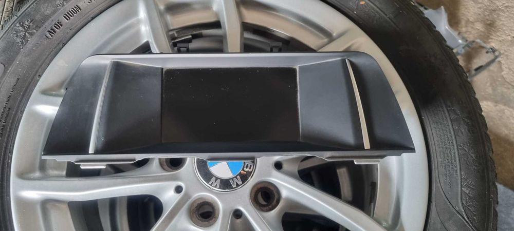Display navigatie mic BMW seria 5 F10 F11 facelift cod 9289007