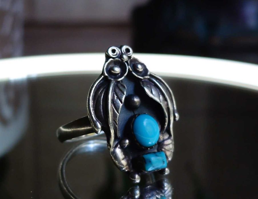 Inel argint cu turcoaz natural – model floral mexican , posibil Navajo