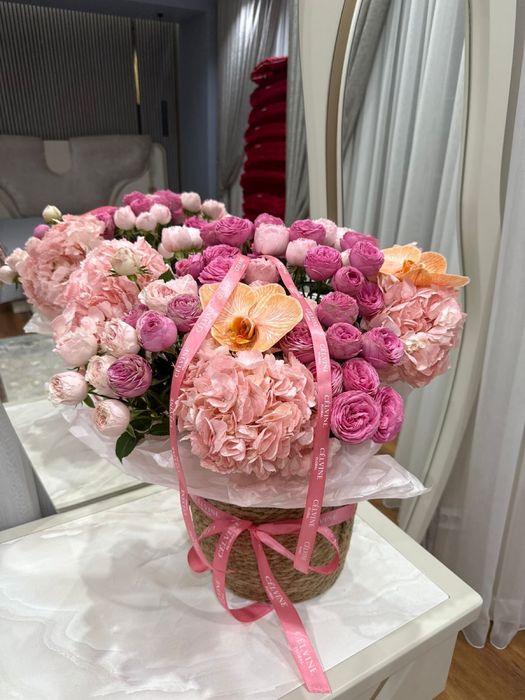 Цветы разные свежый