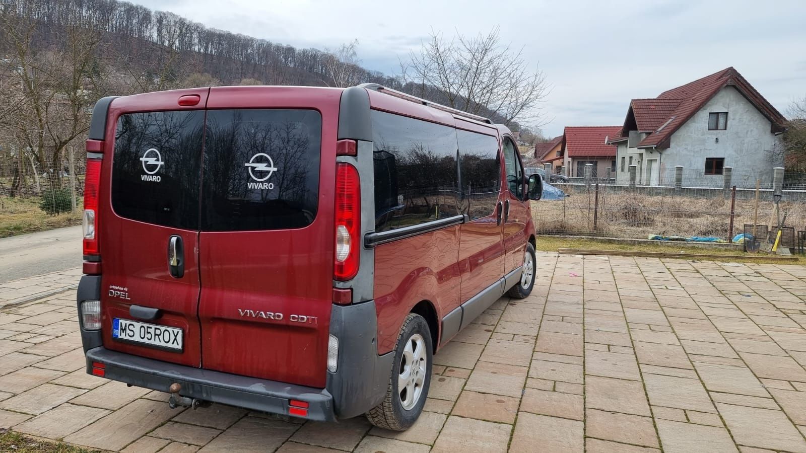 Opel Vivaro 8+1(2000 diesel)