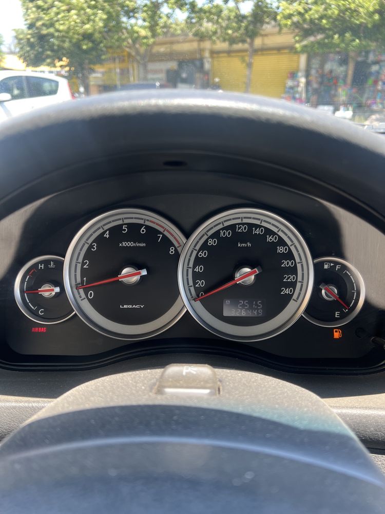 Subaru Legacy 2003 2.0i  140 к.с. бензин/газ