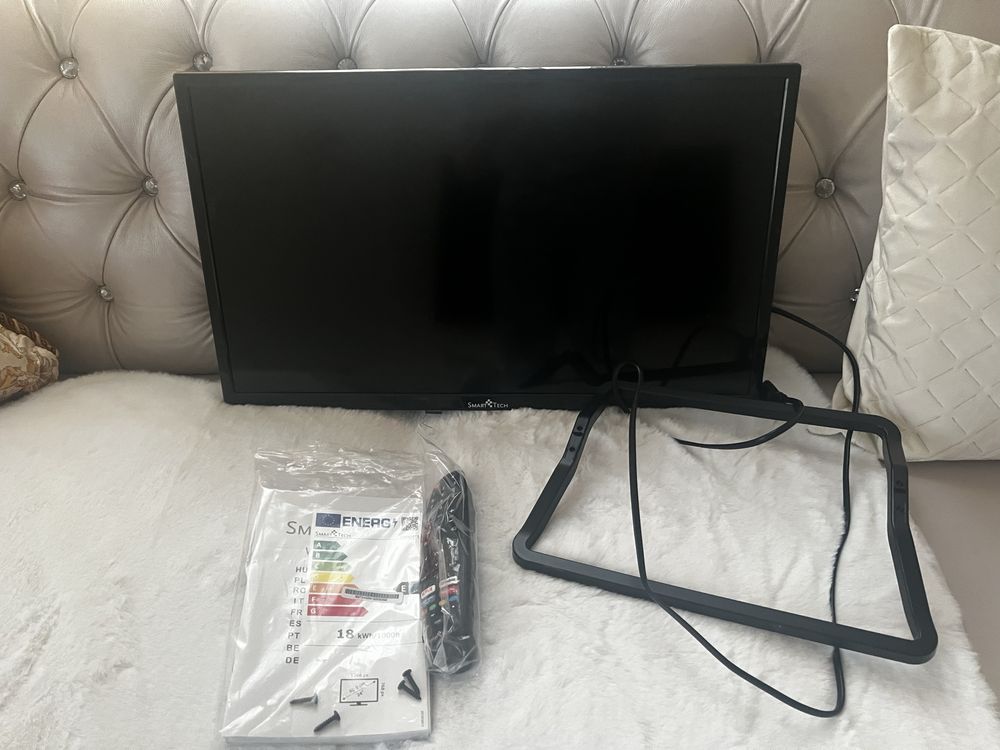 Телевизор smart TV SmartTech 24’