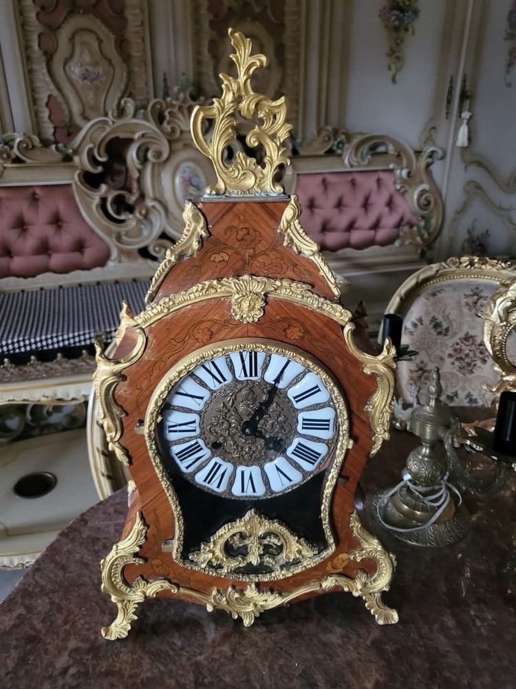 Красив каминен часовник Boulle