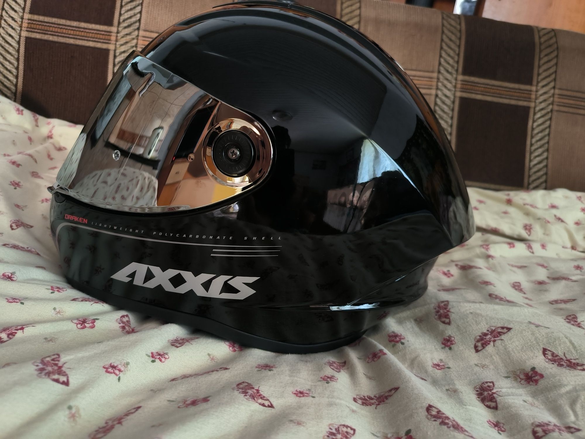 Vând casca moto axxis + mănuși seventy
