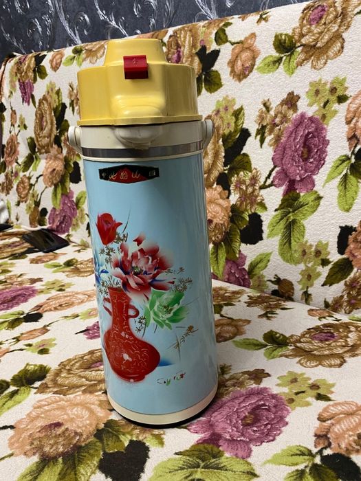 Продам Термос большой