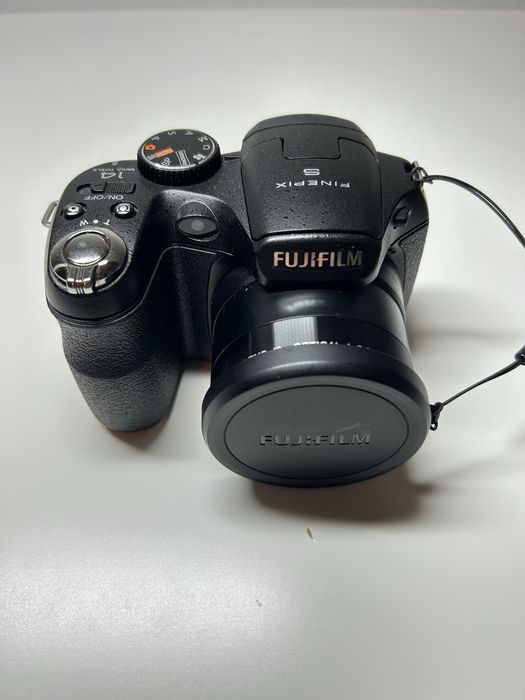 Fujifilm FinePix S2950