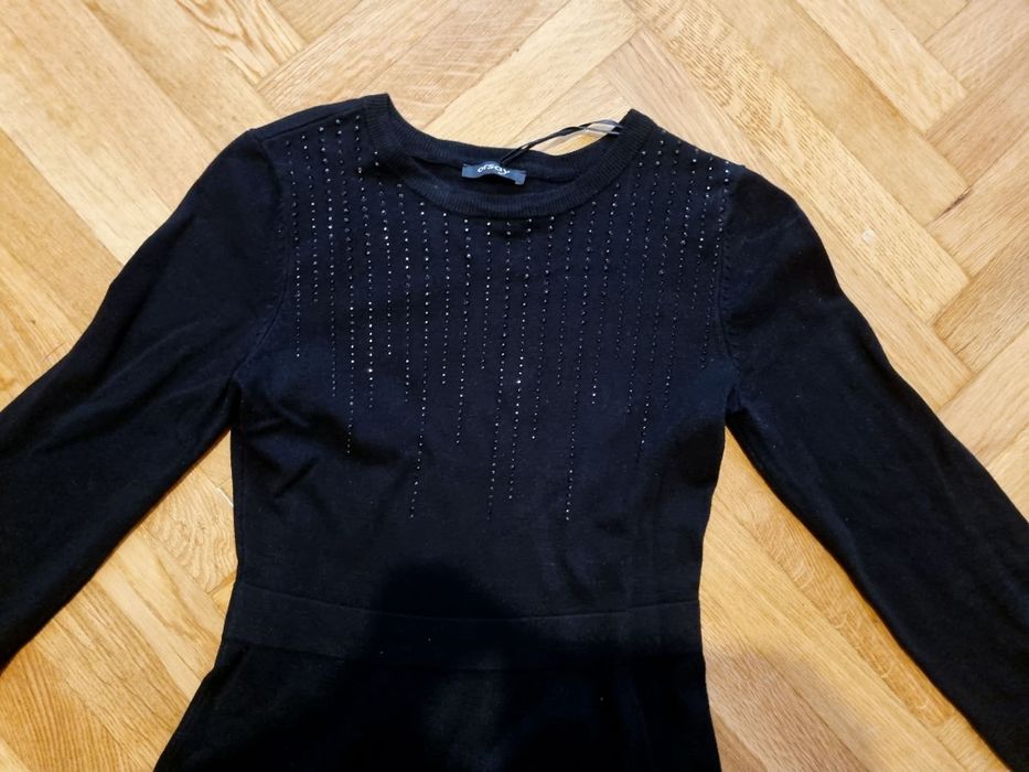 Черна рокля с камъни Орсай