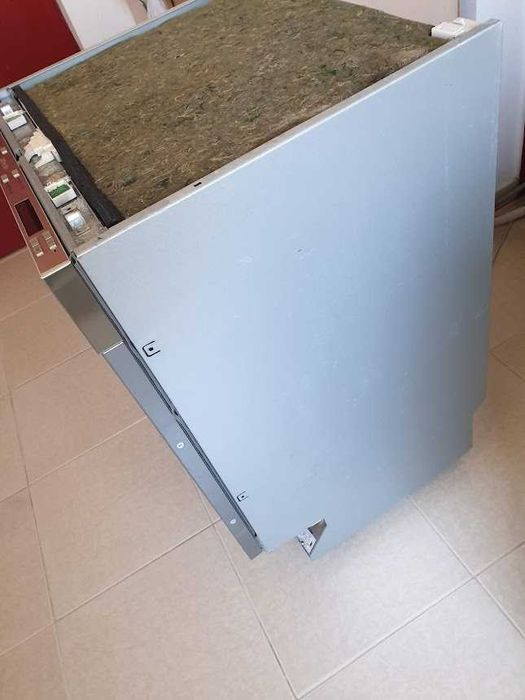 LED - Wi-Fi - XXL Съдомиялна Miele - Auto Open - Пълно Вграждане 60см