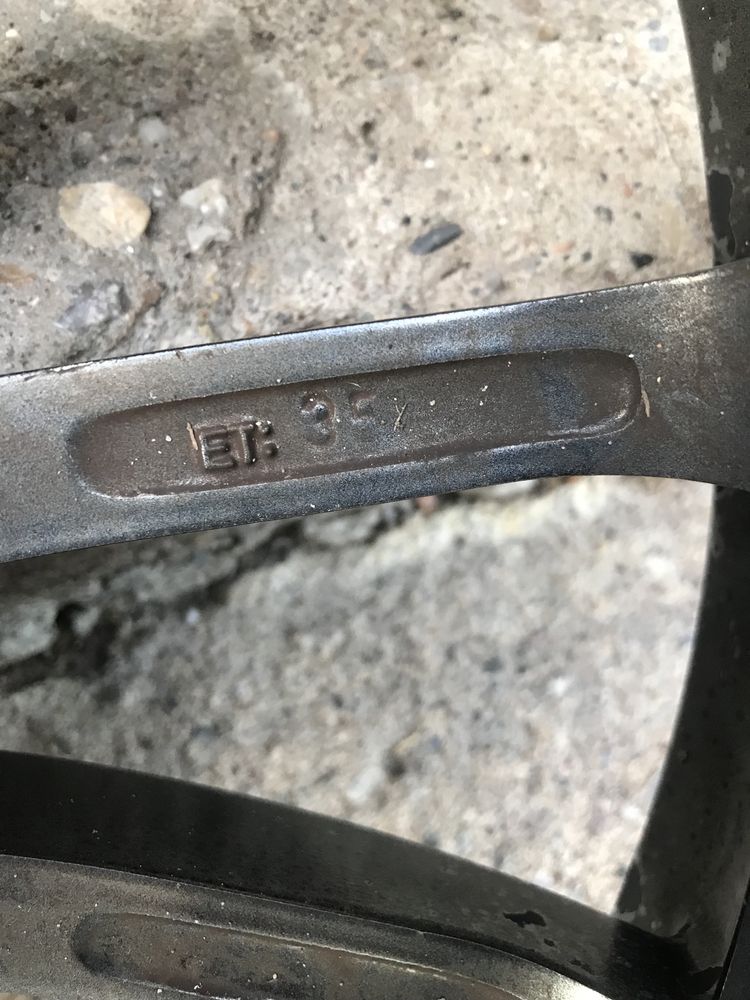 Алуминиеви джанти R18,5x100mm.ЕТ35,цен.отв.63мм.