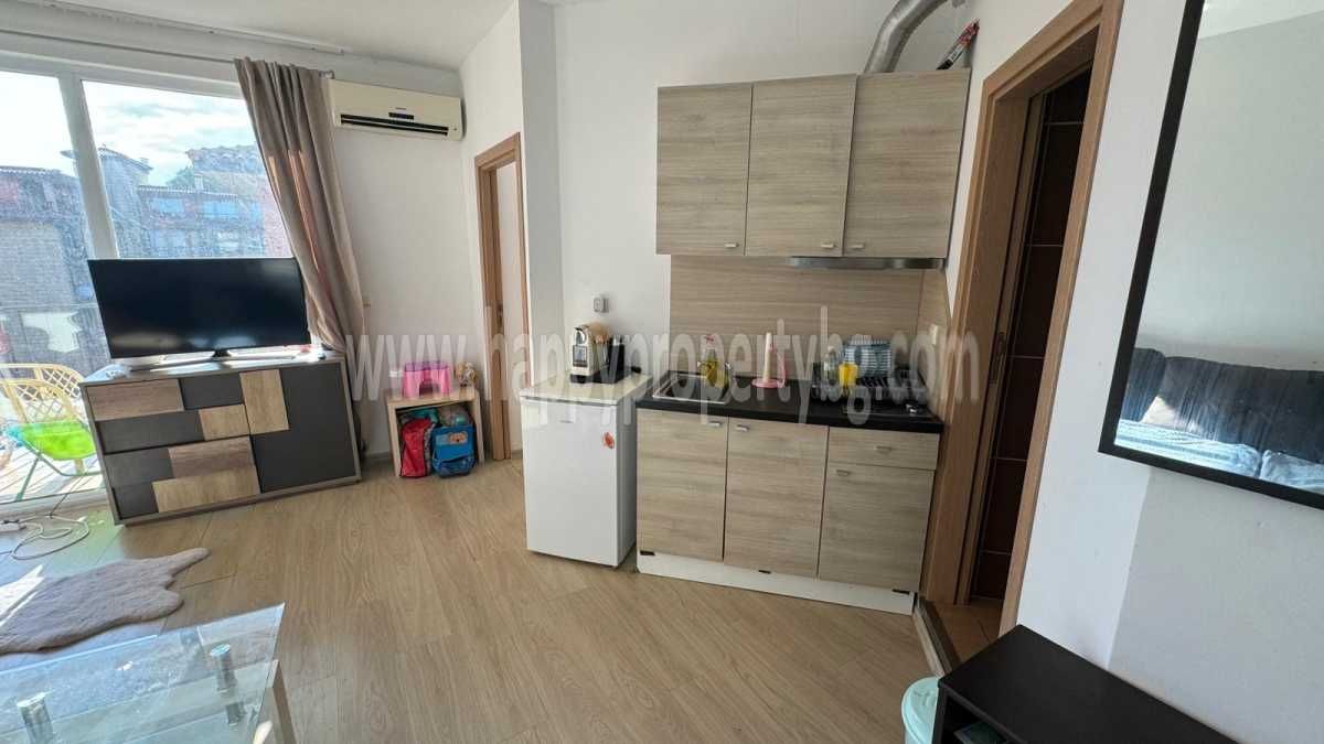 Продава се Двустаен апартамент в к.к. Слънчев бряг - 50 кв.м за 1158 €/кв.м - Снимка #3